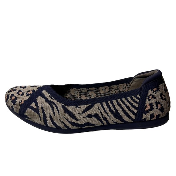 Cloudsteppers by Clark Shoes - Clarks Cloudsteppers Size 11W Carly Wish Slip On Flats Washable Knit Sand Multi